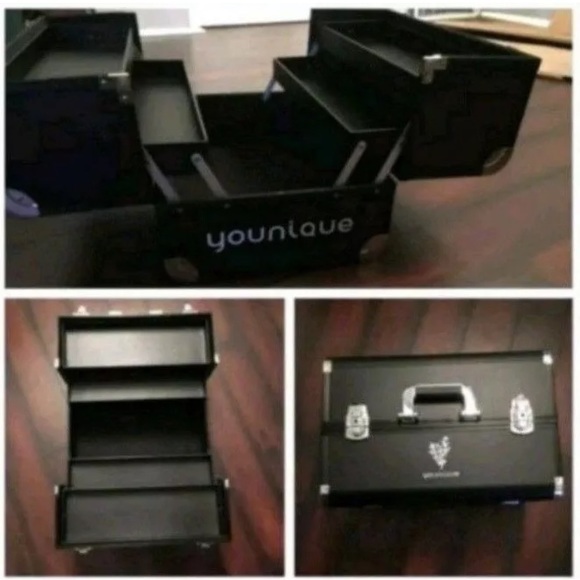 The OG Younique trunk Storage & Organization